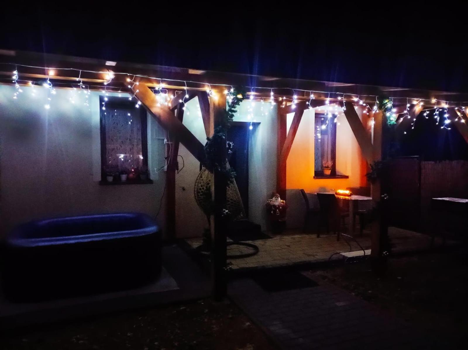 Dom Wakacyjny Gajowka Z Ogrodem Rzyki Luaran gambar