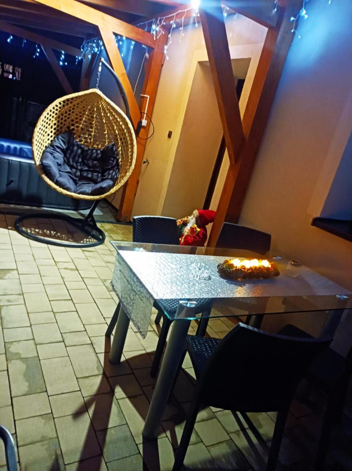 Dom Wakacyjny Gajowka Z Ogrodem Rzyki Luaran gambar